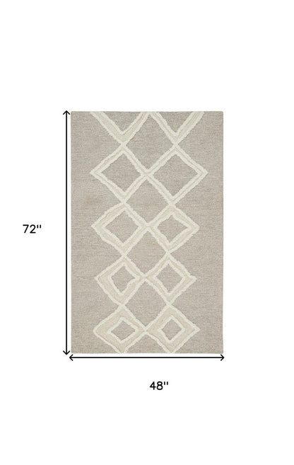 4' X 6' Gray And Ivory Wool Geometric Tufted Handmade Stain Resistant Area Rug