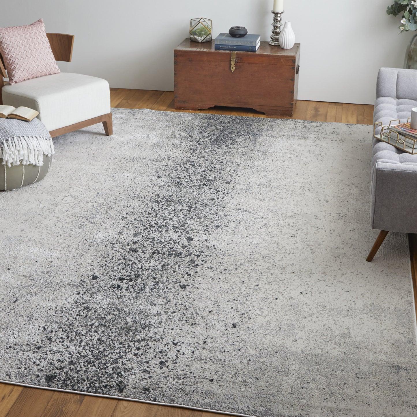 8' x 10' Gray Abstract Area Rug