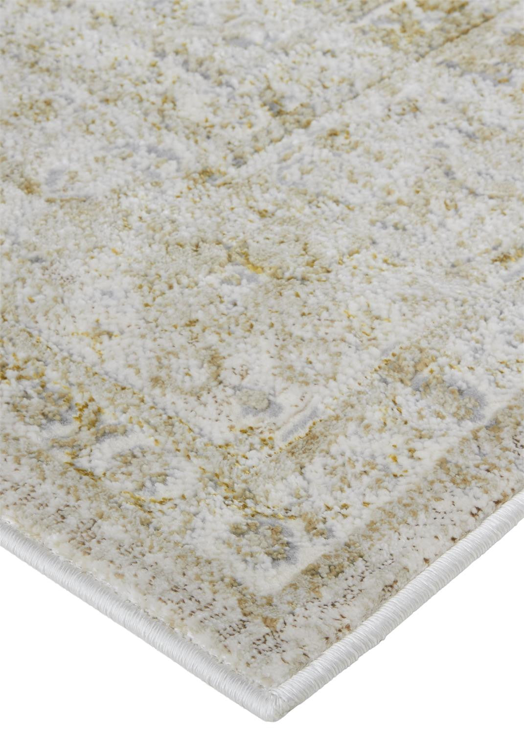 4' X 6' Ivory And Gold Floral Area Rug