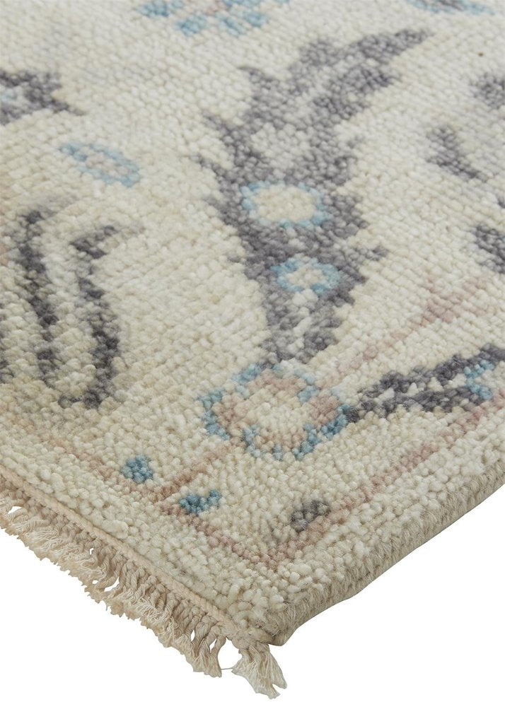 5' X 8' Gray and Ivory Wool Floral Hand Knotted Area Rug