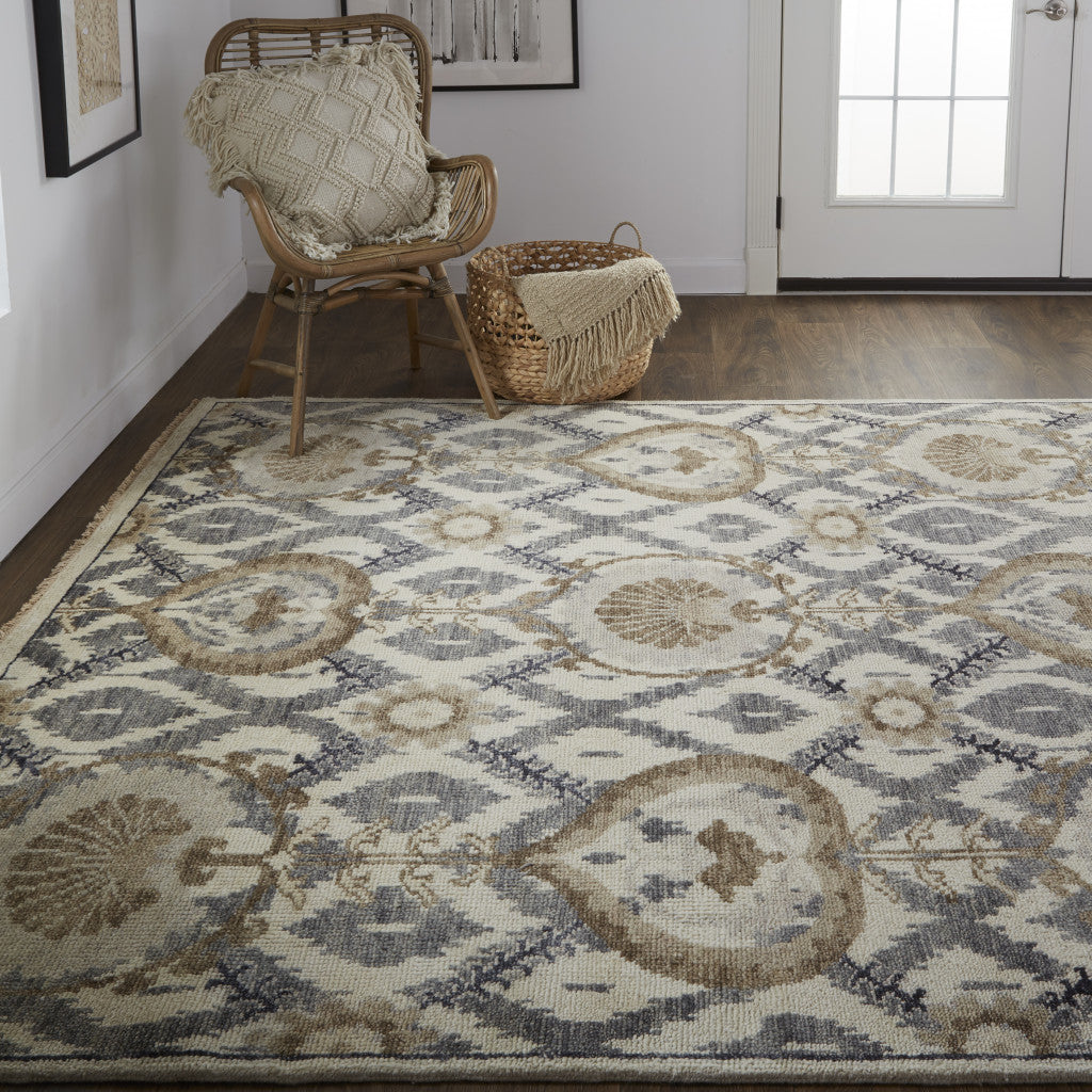 8' X 10' Ivory Gray And Taupe Wool Floral Hand Knotted Stain Resistant Area Rug