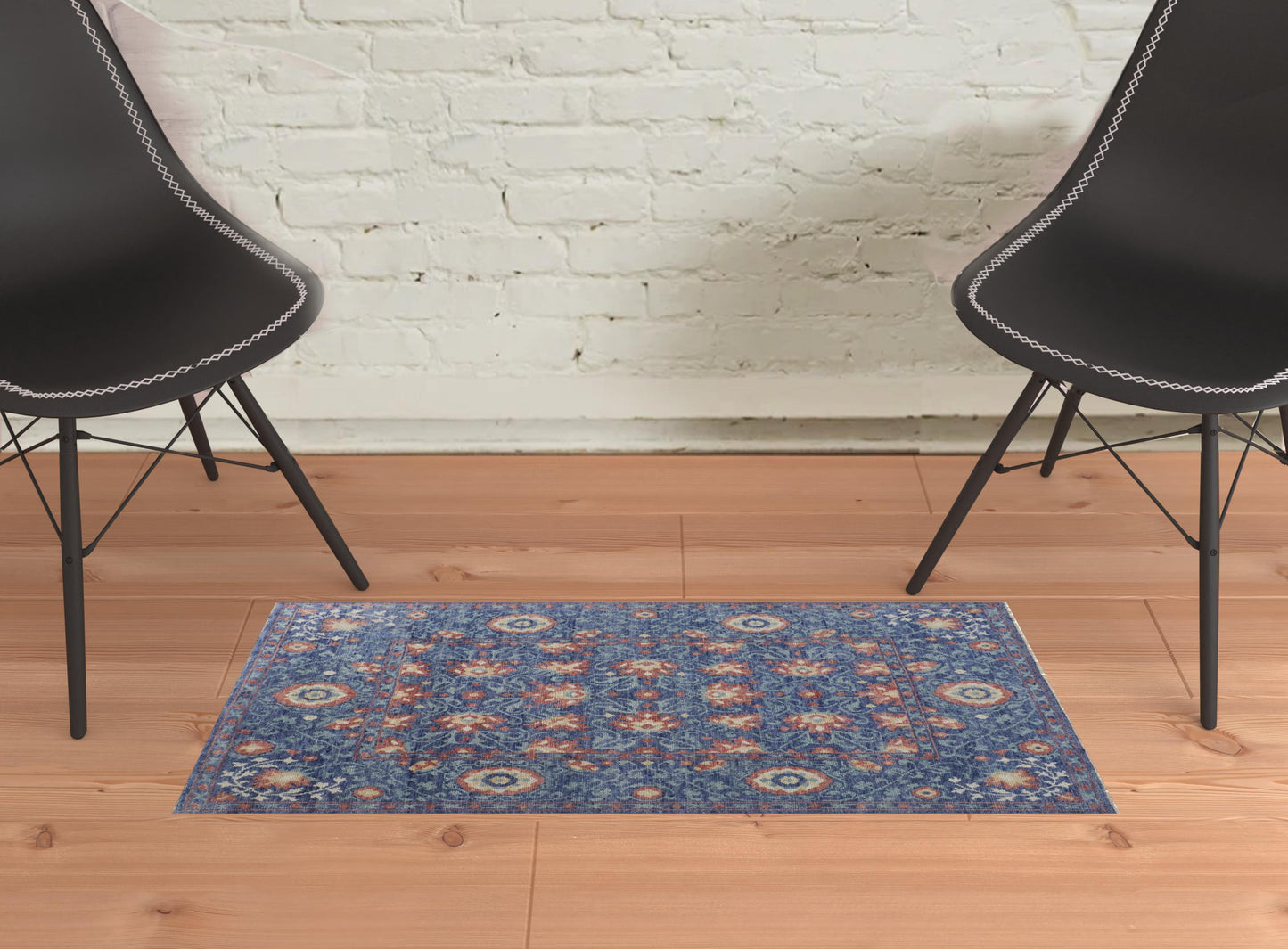 4' X 6' Blue And Red Wool Floral Hand Knotted Stain Resistant Area Rug