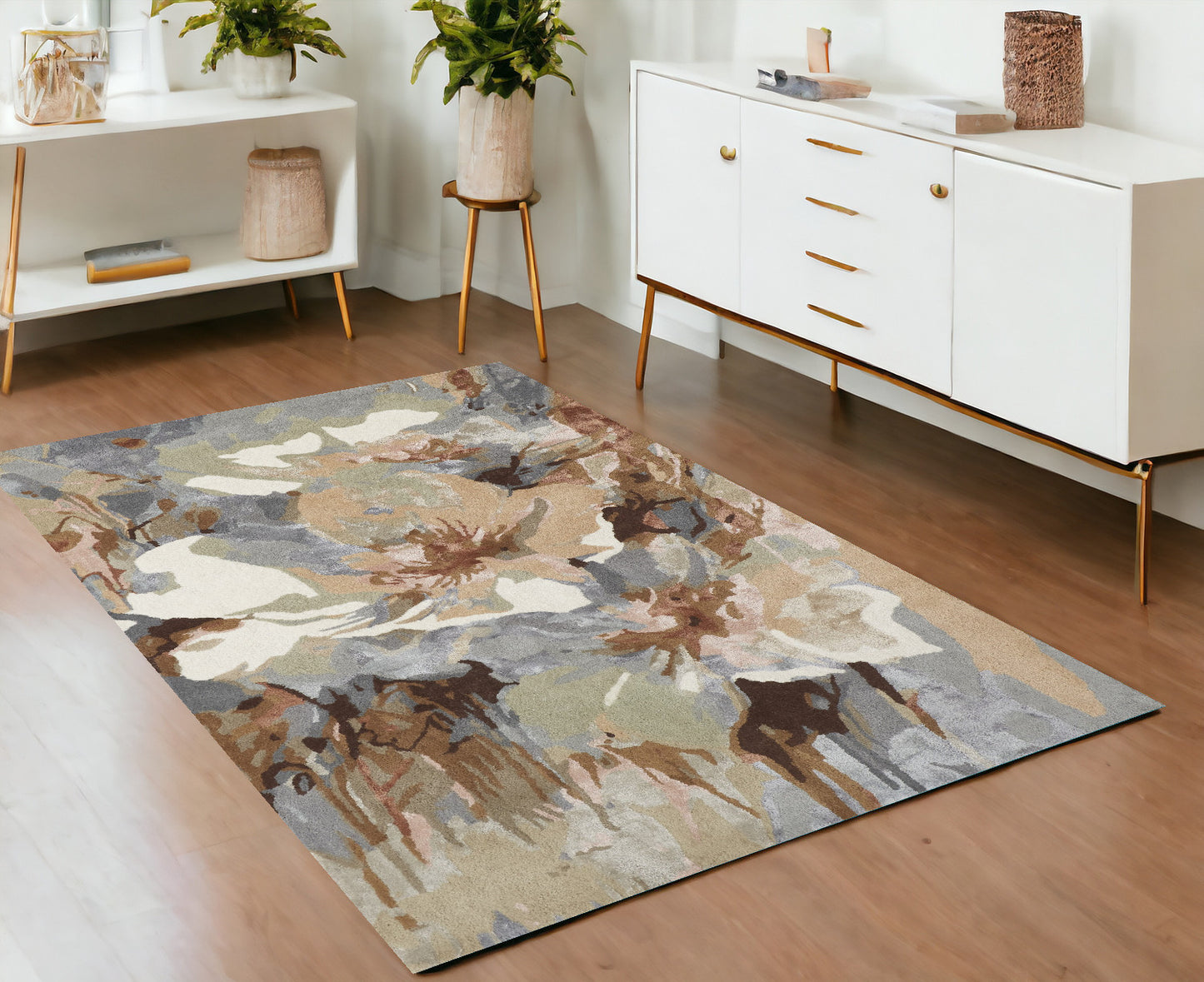 4' x 6' Tan and Gray Wool Floral Hand Tufted Area Rug