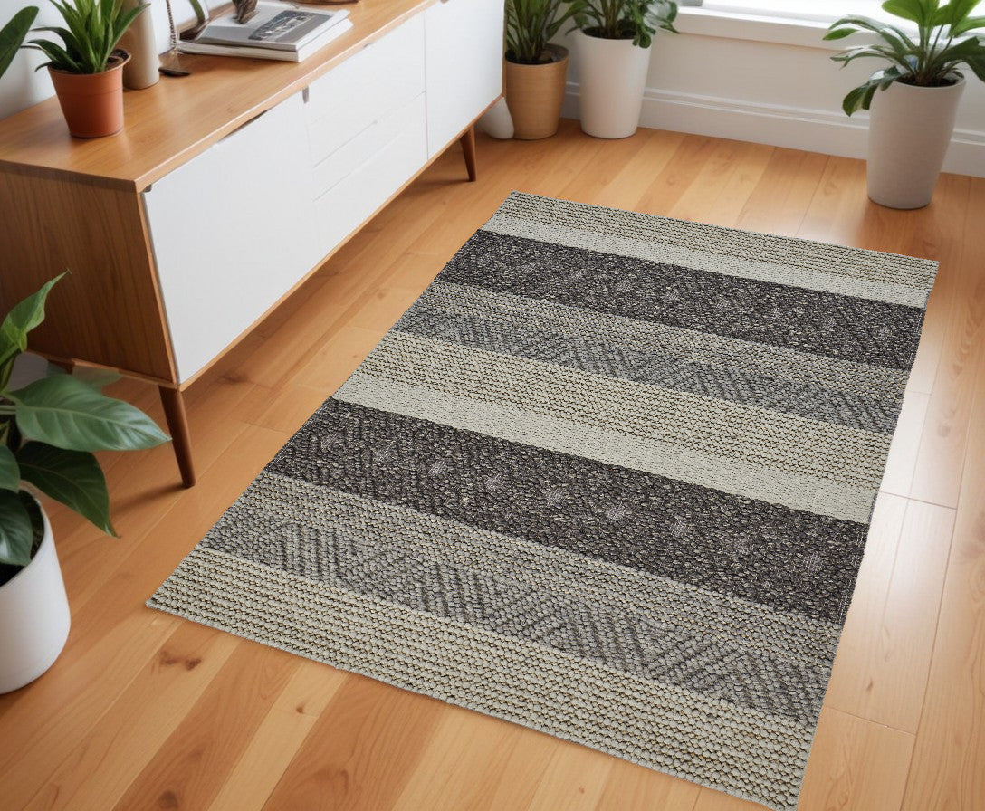 10' X 13' Gray Wool Floral Hand Woven Area Rug