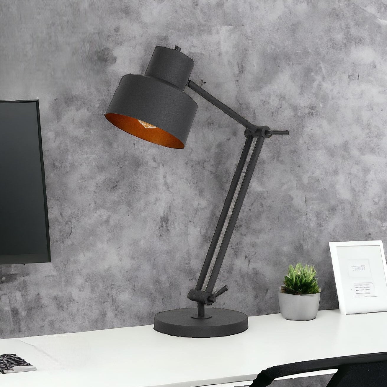 33" Black Metal Adjustable Desk Table Lamp