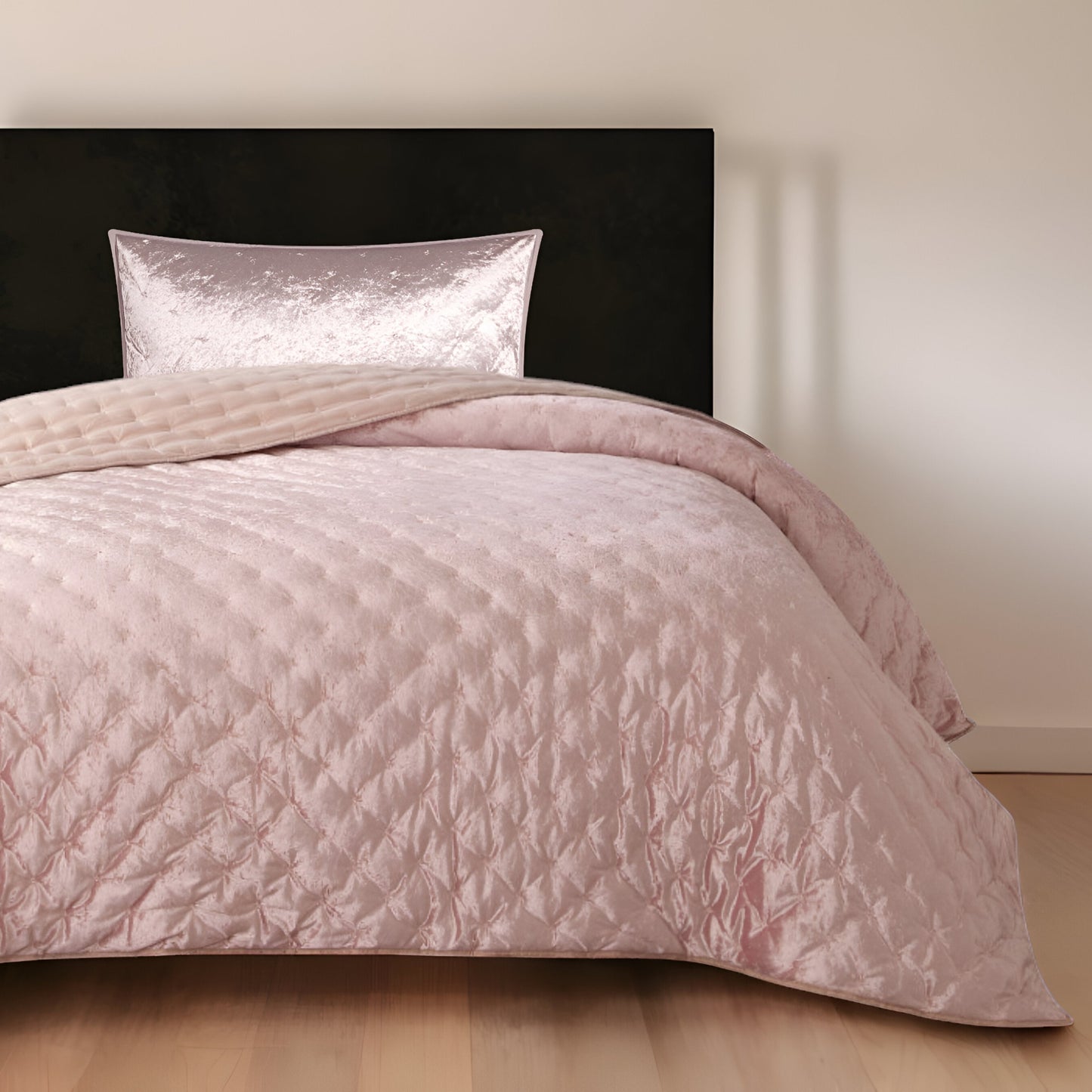 Blush Queen Polyester 220 Thread Count Washable Down Comforter Set