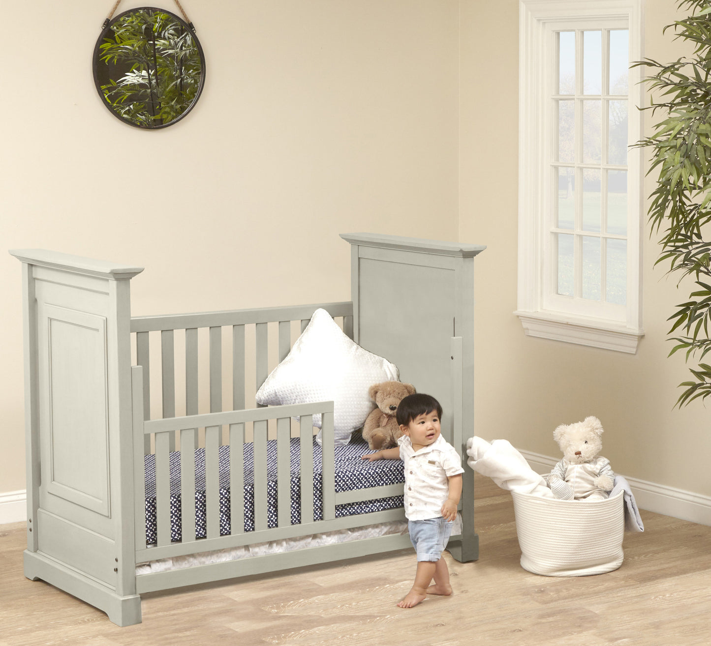 Gray Solid and Manufactured Wood Standard Three In One Convertible Crib