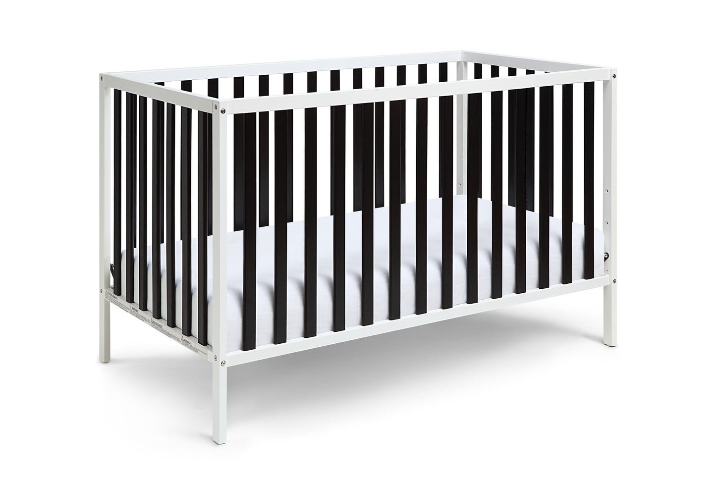 Black and White Solid and Manufactured Wood Standard Three In One Convertible Crib
