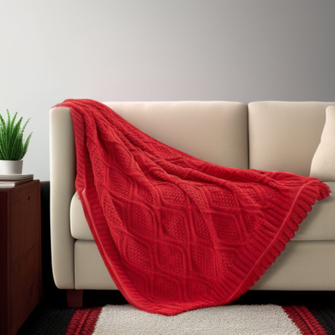 Red Knitted Polyester Solid Color Throw Blanket