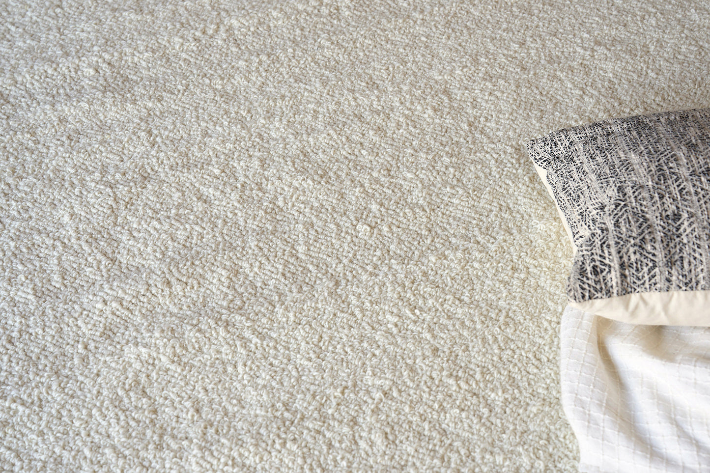 EXQUISITE RUGS   Ferretti Indoor Hand Loomed    - 5753-2'X3'