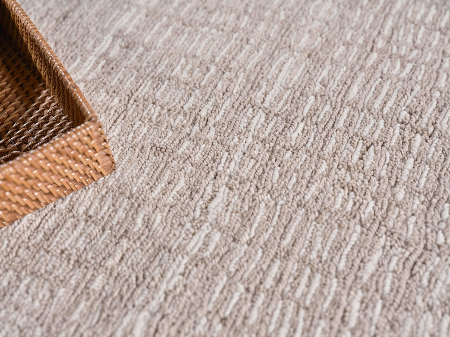 EXQUISITE RUGS   Alpine Indoor Hand Loomed    - 5970-2'X3'