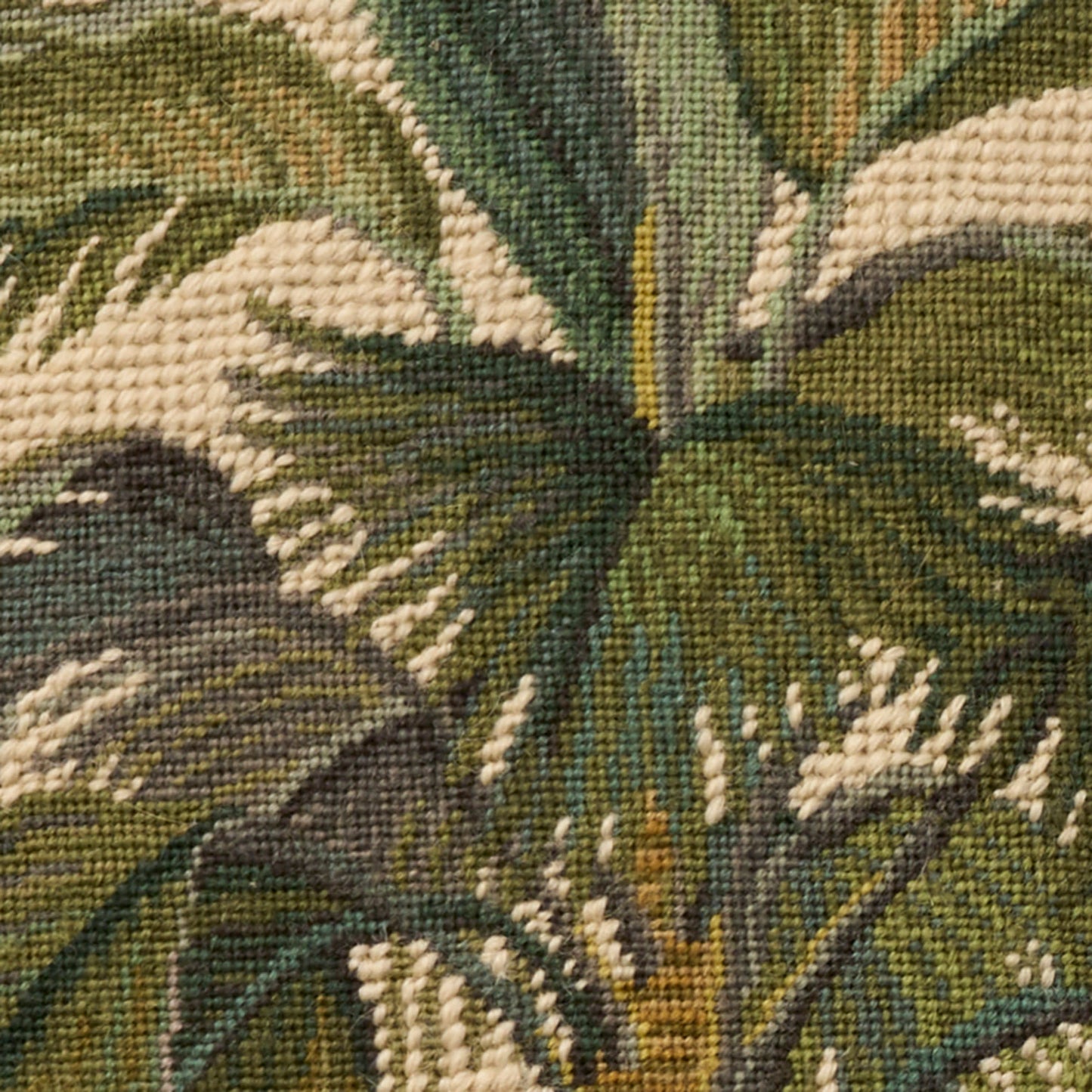 NOURISON HOME   19" x 19" Mina Victory Vintage Ivory    - 798019092139