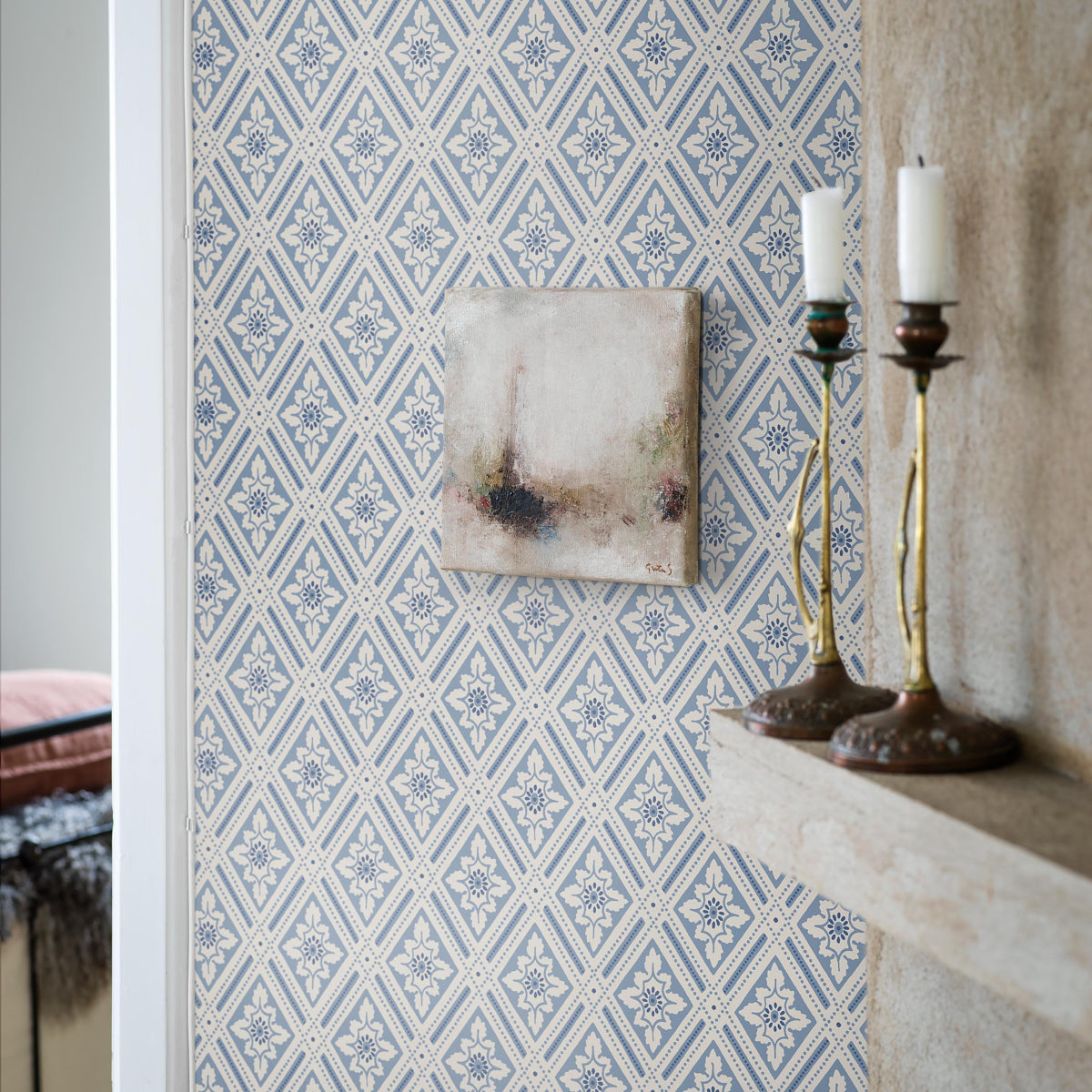 Blue and white damask wallpaper design.
