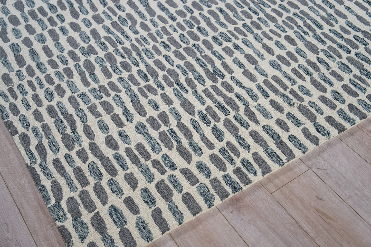 EXQUISITE RUGS   Ink Blot Indoor Hand Tufted    - 6310-4'X6'