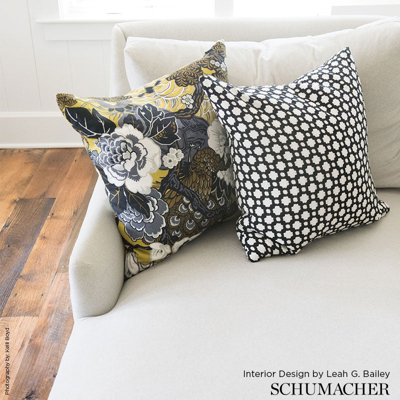 SCHUMACHER  ESSENTIALS: SMALL-SCALE UPHOLSTERY BETWIXT PATTERNED WOVENS PATTERNED WOVENS INDIGO/IVORY   - 65681