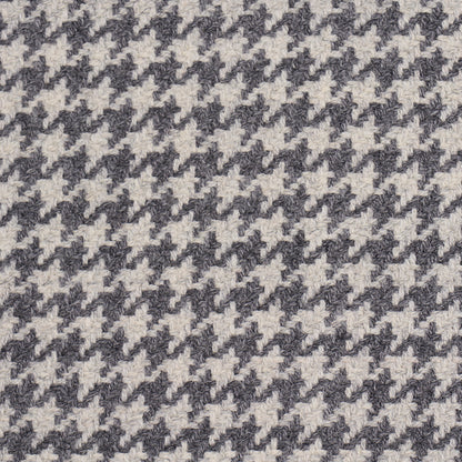 Houndstooth fabric pattern in black and gray, wool-like woven textile suitable for coats, jackets, and upholstery.