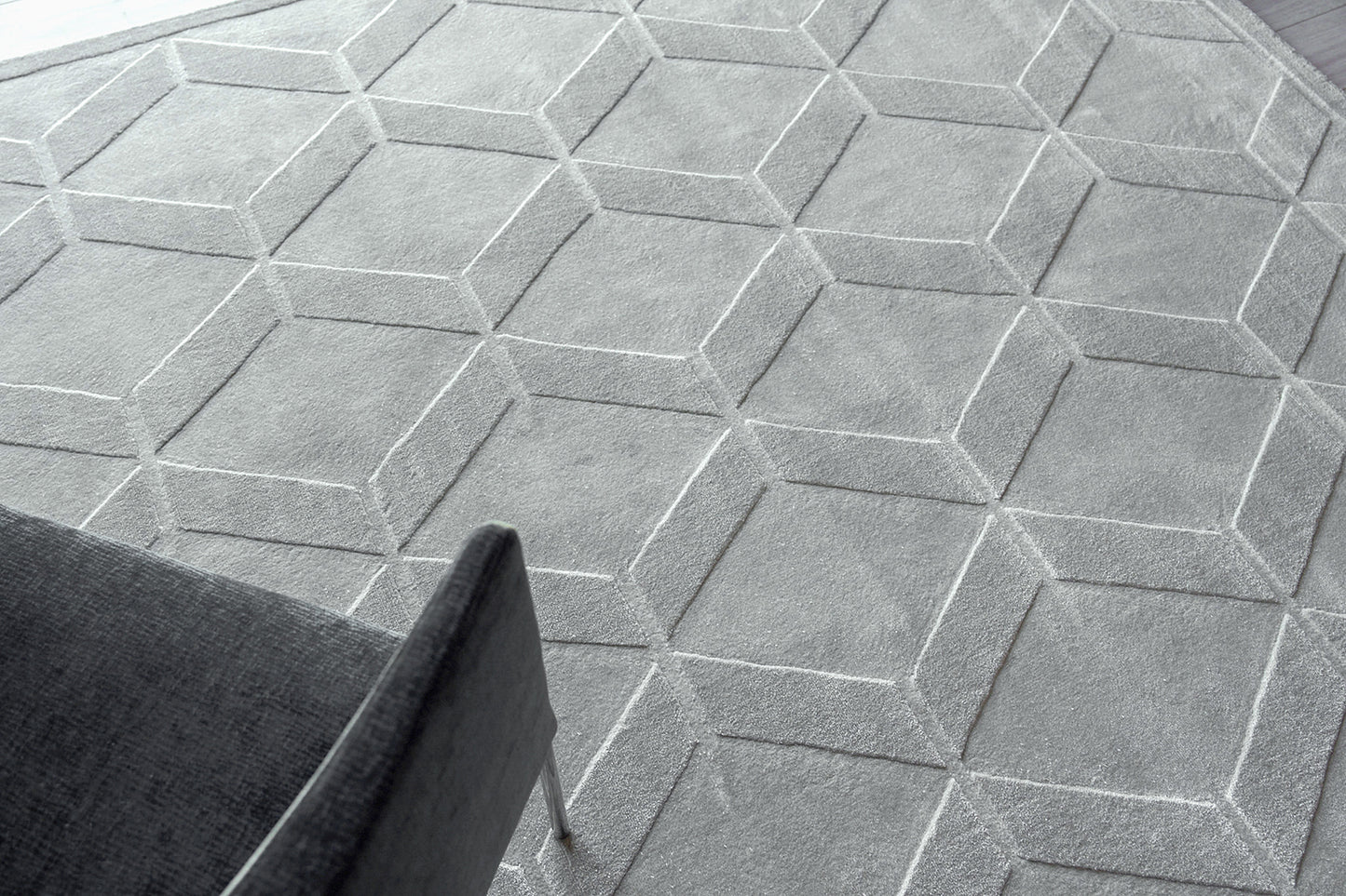 EXQUISITE RUGS   Brunello Modern Indoor Hand Loomed    - 6736-2'X3'