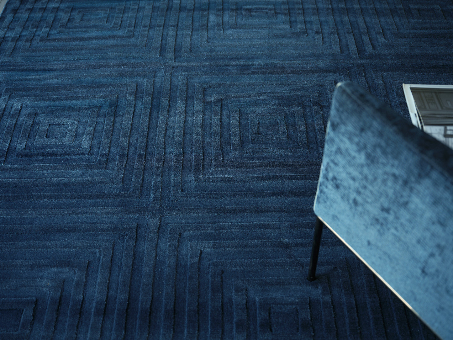 EXQUISITE RUGS   Tovello Modern Indoor Hand Loomed    - 6748-4'x5'