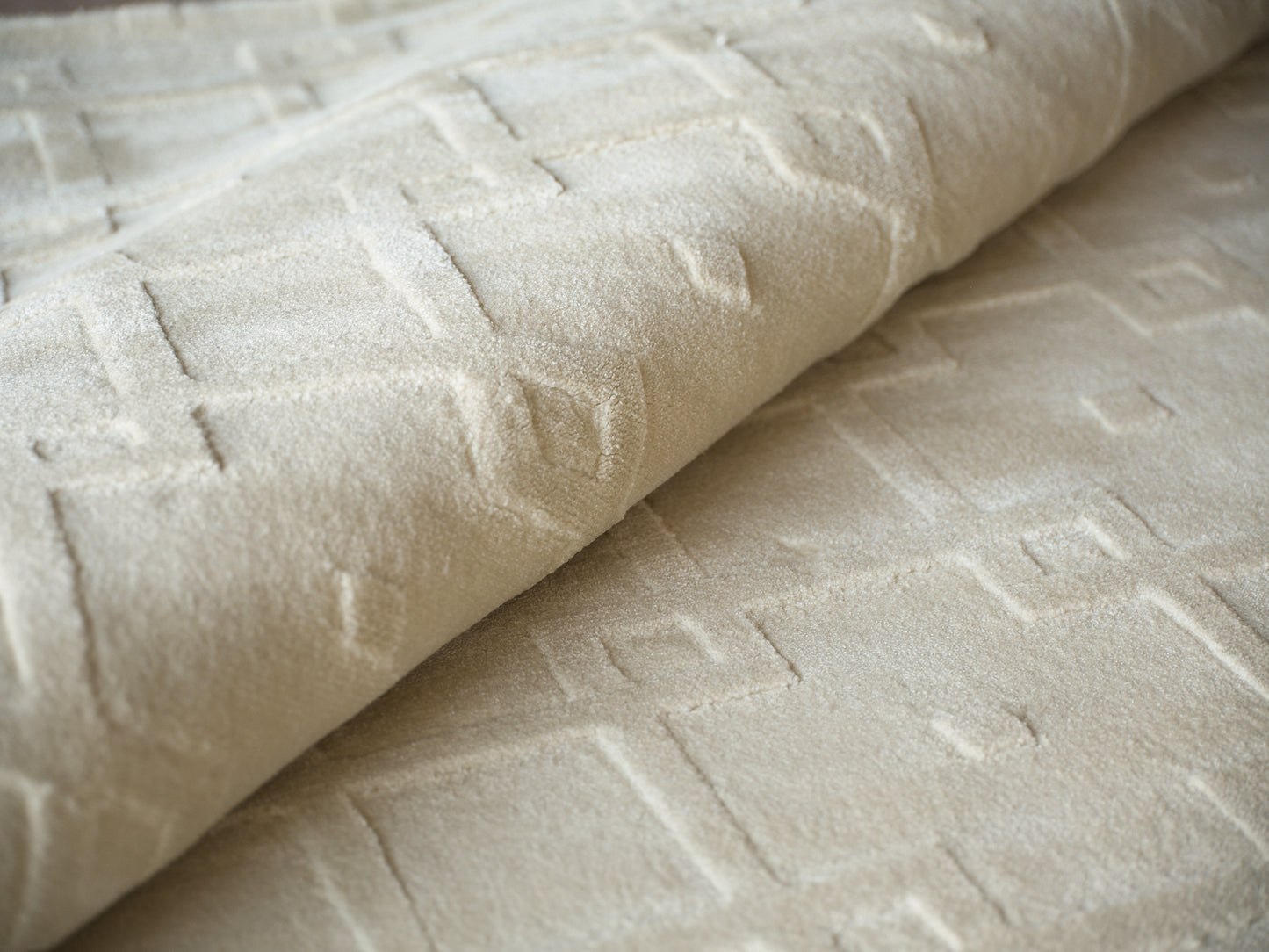 EXQUISITE RUGS   Camora Modern Indoor Hand Loomed    - 6755-6'X9'