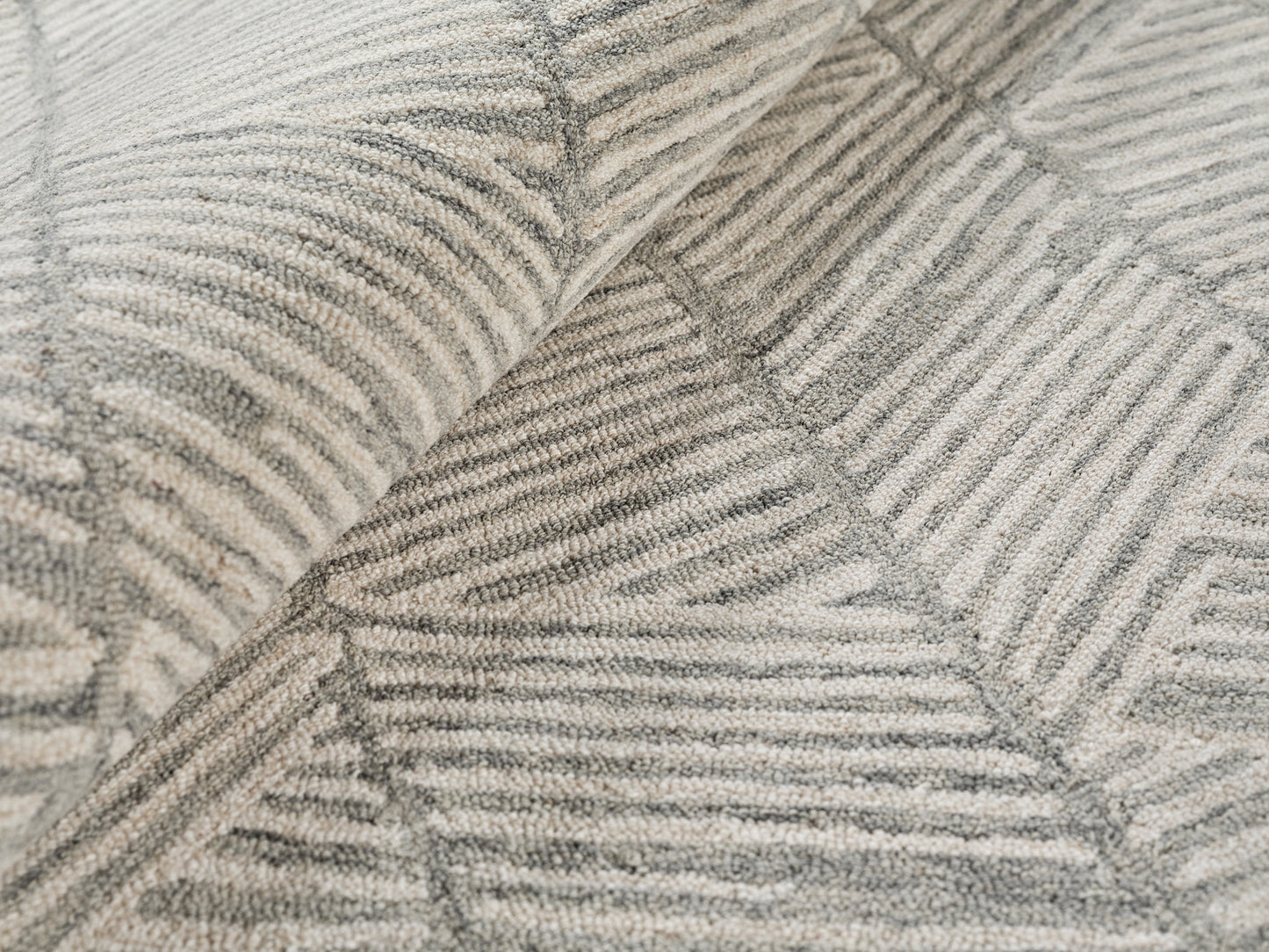 EXQUISITE RUGS   Kascata Indoor Hand Tufted    - 6786-5'X8'