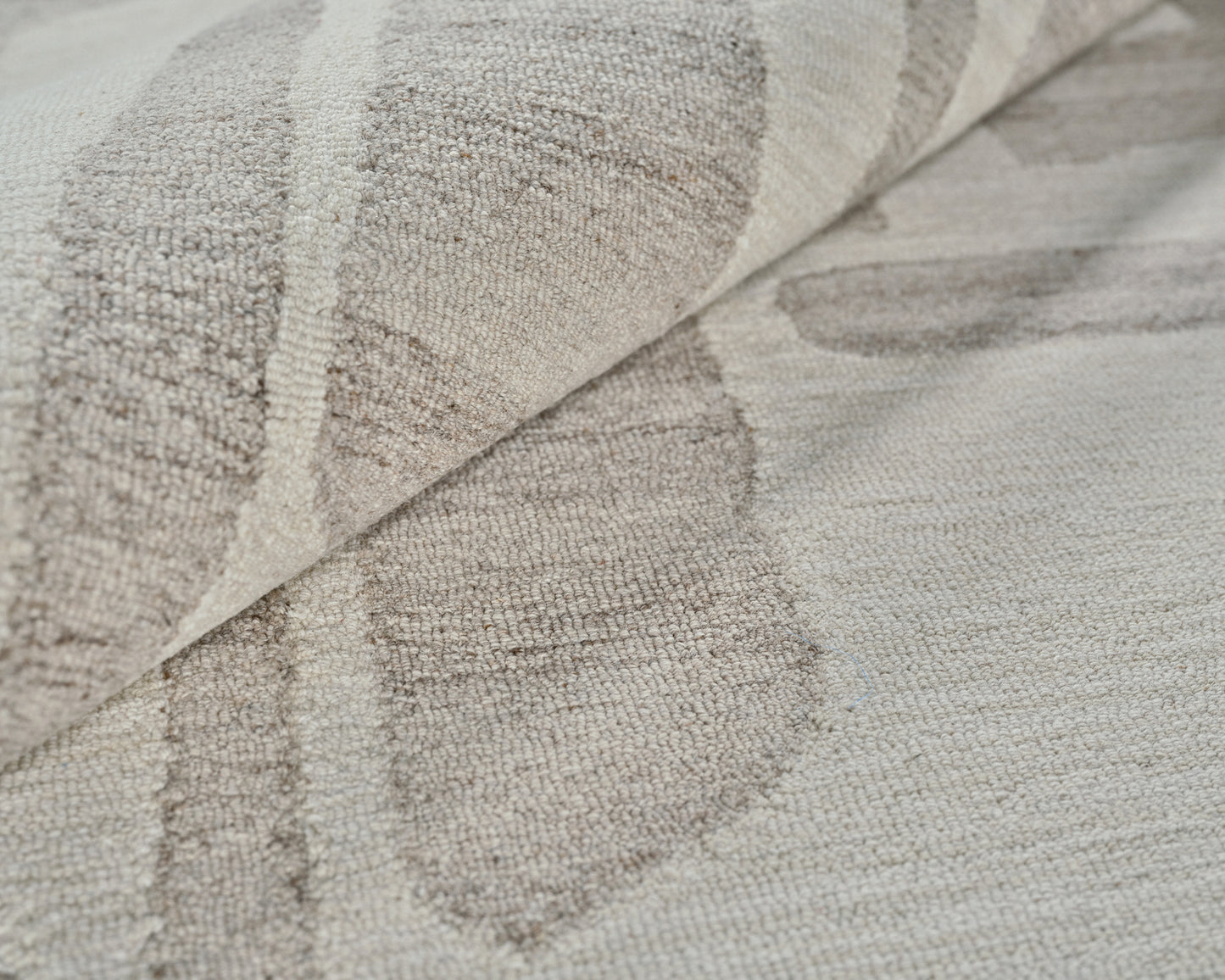 EXQUISITE RUGS   Carmel Indoor Hand Tufted    - 6851-4'X6'