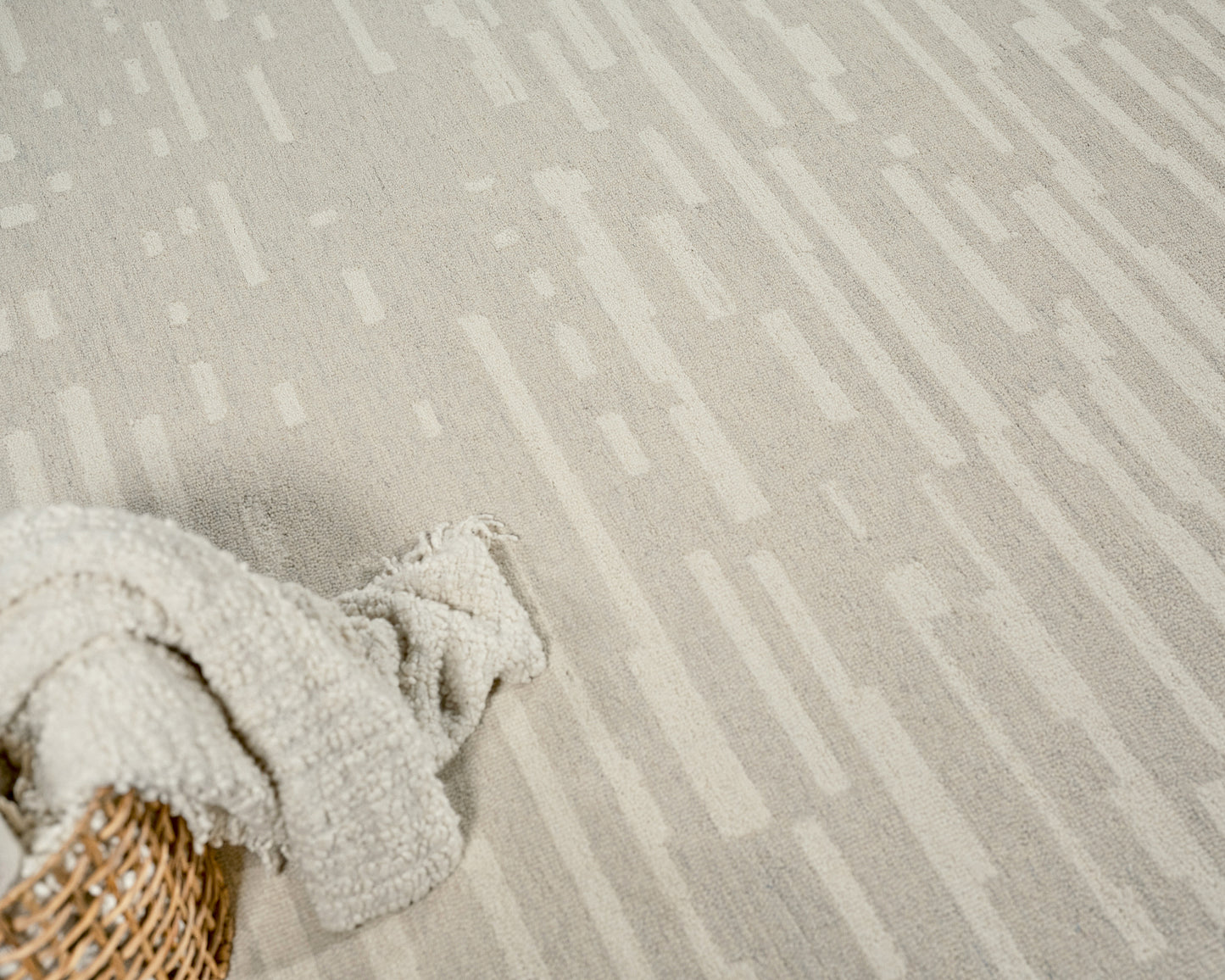 EXQUISITE RUGS   Carmel Indoor Hand Tufted    - 6860-4'X6'