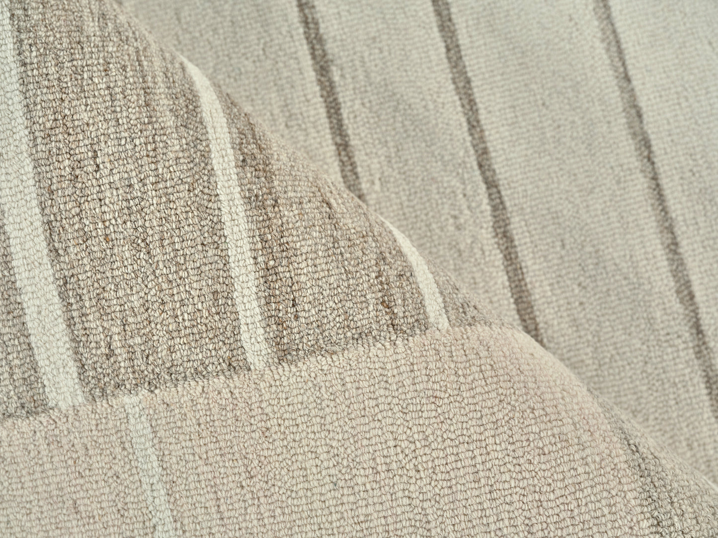 EXQUISITE RUGS   Castine Indoor Hand Tufted    - 6873-4'X6'