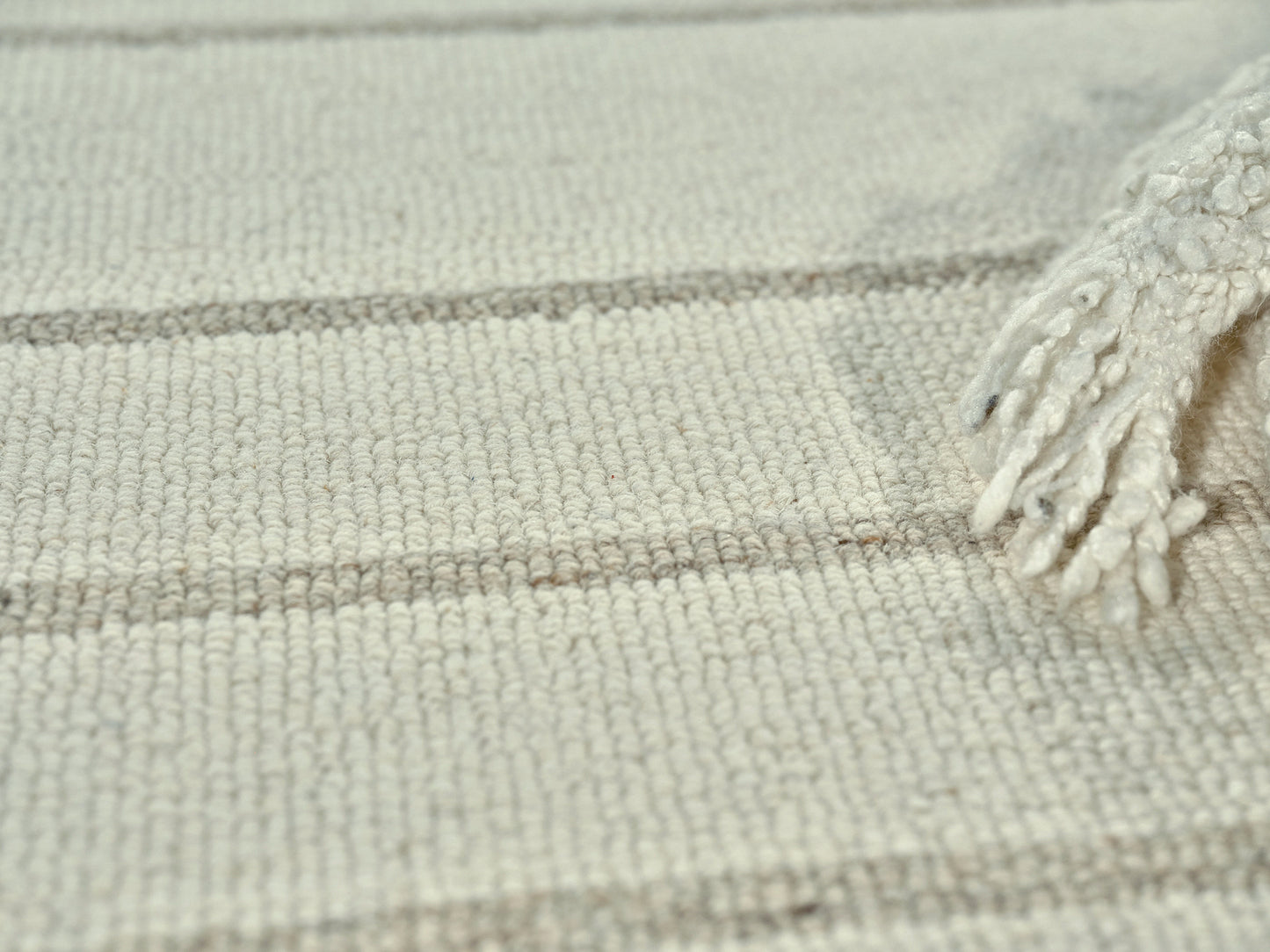 EXQUISITE RUGS   Castine Indoor Hand Tufted    - 6873-4'X6'