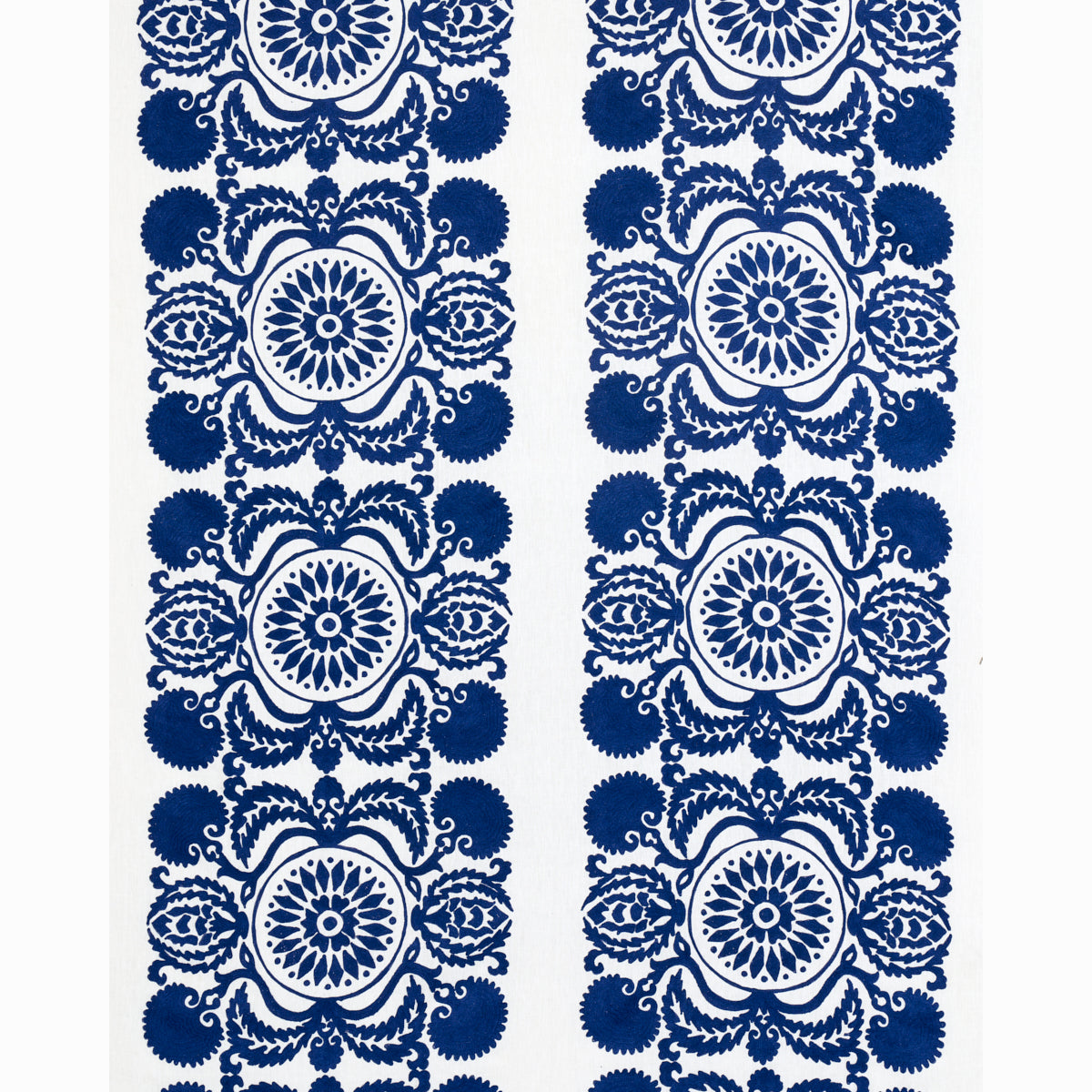 SCHUMACHER  CONTEMPORARY EMBROIDERIES CASTANET EMBROIDERY EMBROIDERIES EMBROIDERIES COBALT   - 70260