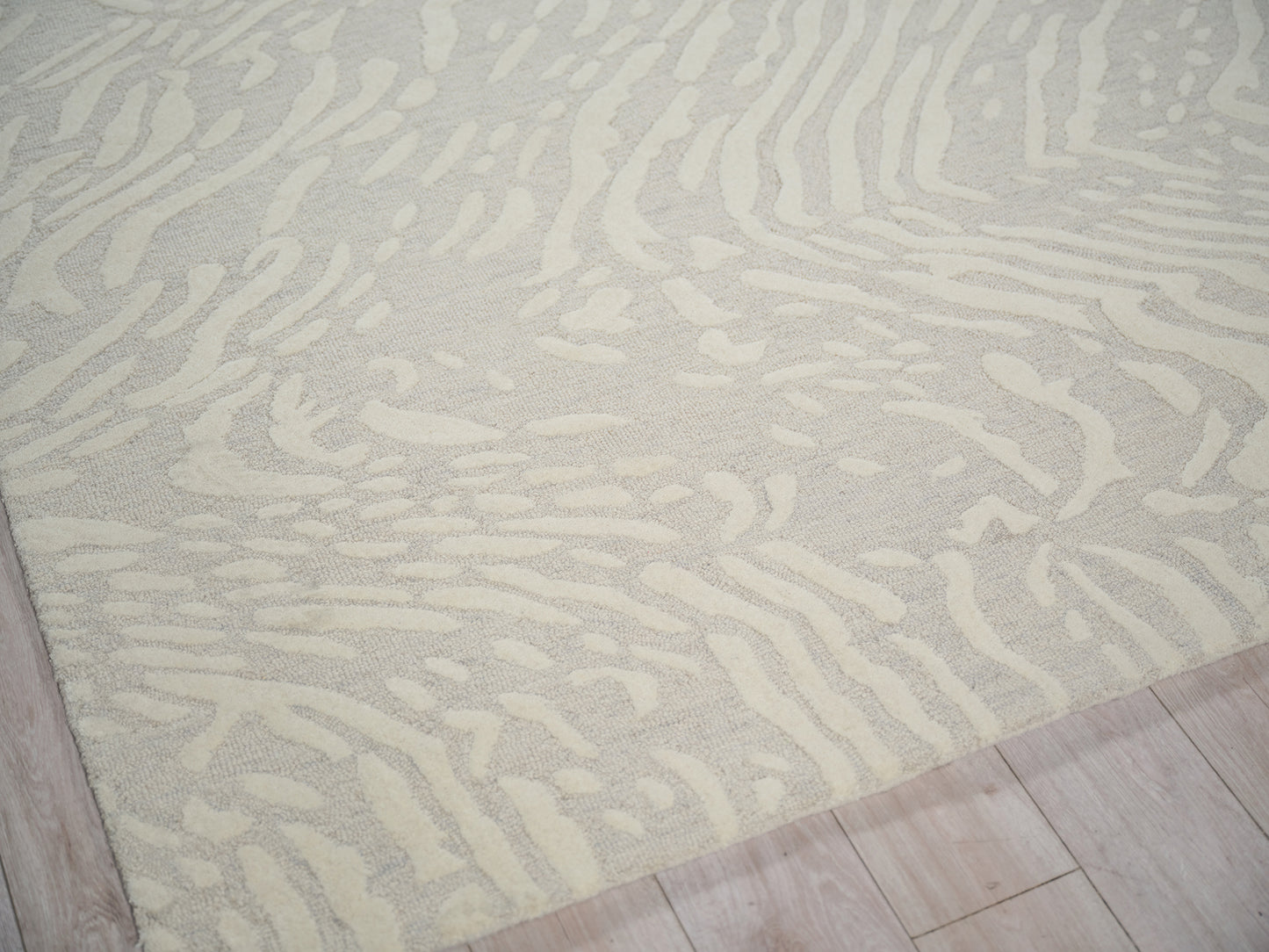 EXQUISITE RUGS   Entro Indoor Hand Tufted    - 7181-6'X9'