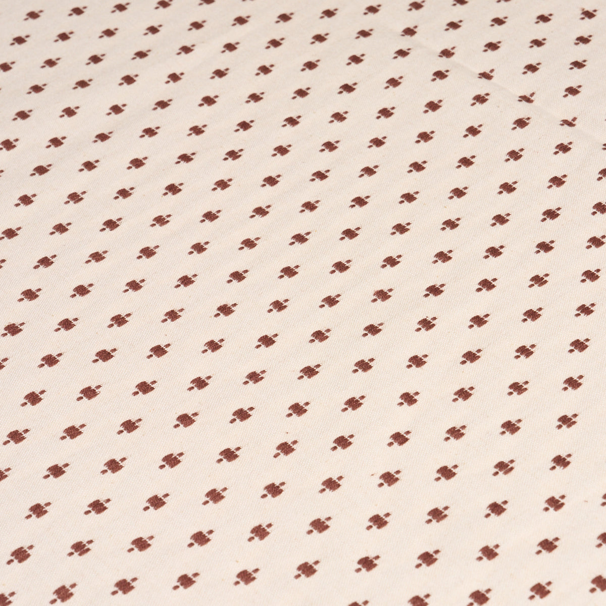 SCHUMACHER  NEW TRADITIONAL BARLOW PATTERN WOVEN PATTERN WOVEN LIGHT BROWN ON IVORY   - 75533