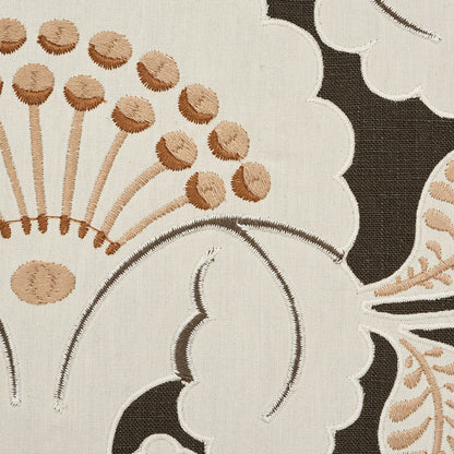 SCHUMACHER  WALLFLOWERS JACKIE APPLIQU?? EMBROIDERY EMBROIDERIES EMBROIDERIES CINDER   - 77302