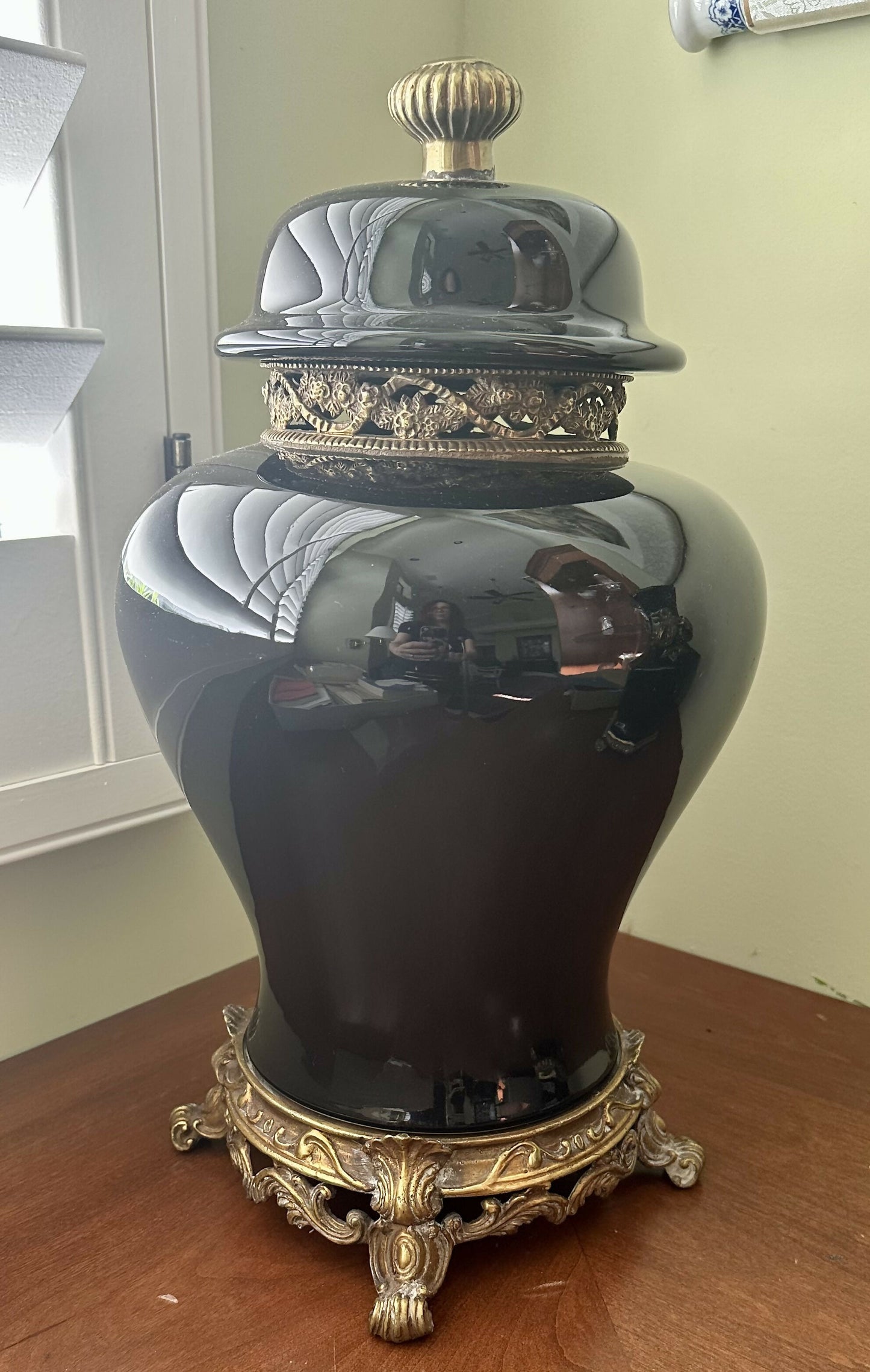 Black Asian Urn