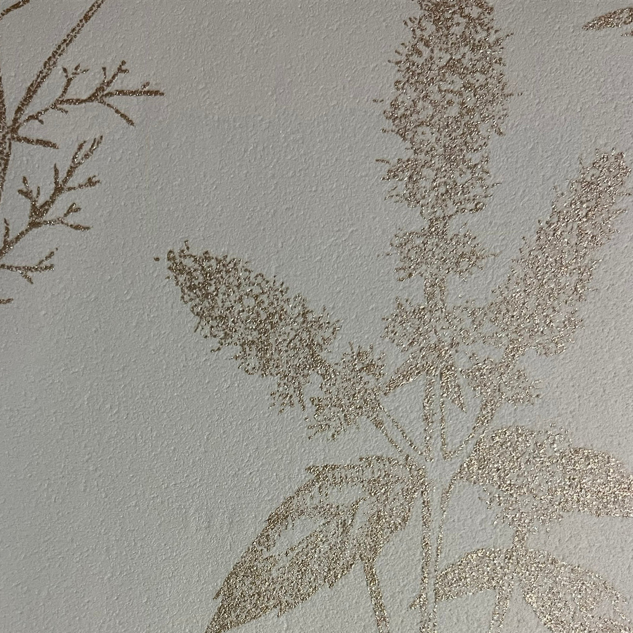 Veer Decor Luminous Botanical Sketch Gold Metallic Wallpaper Nature Transitional Gold  Wallpaper - 8195-AB1