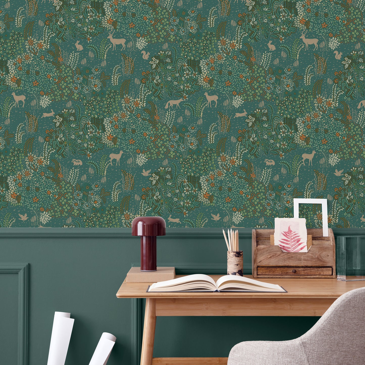 Veer Decor Babylon Green Wallpaper Floral Transitional Green  Wallpaper - 8195-AC3