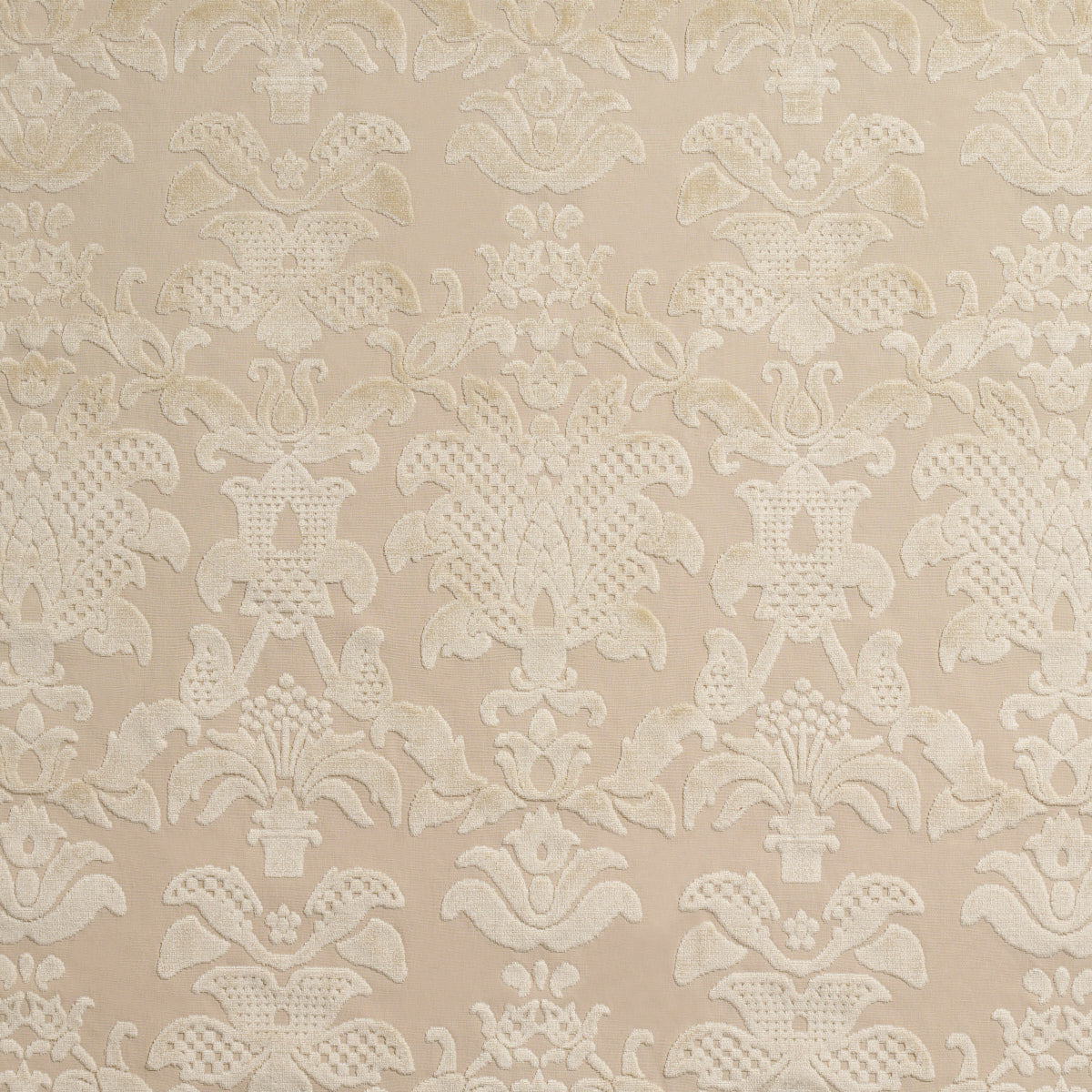 SCHUMACHER  CUT & PATTERNED VELVETS LIMBOURG DAMASK VELVET   Pearl   - 82161
