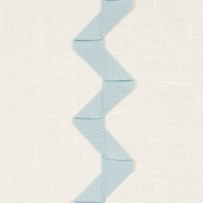 SCHUMACHER  NEW TRADITIONAL: PROVEN??AL LAZARE APPLIQU?? PATTERN WOVENS,EMBROIDERIES PATTERN WOVENS,EMBROIDERIES SKY ON IVORY   - 82221