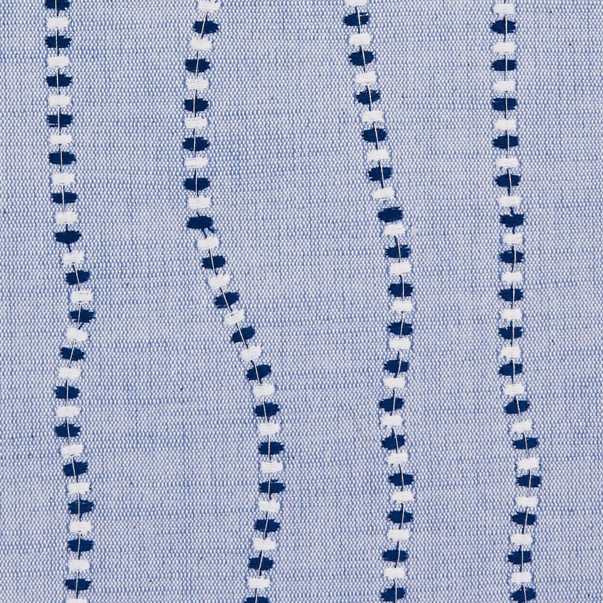 SCHUMACHER  NEW TRADITIONAL: PROVEN??AL ELODIE EMBROIDERY EMBROIDERIES EMBROIDERIES CHAMBRAY   - 82231