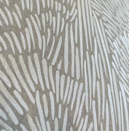 White and grey botanical wallpaper with an abstract elongated brushstroke floral pattern; suitable for walls in Mid Century, Transitional, Contemporary or Traditional decor.