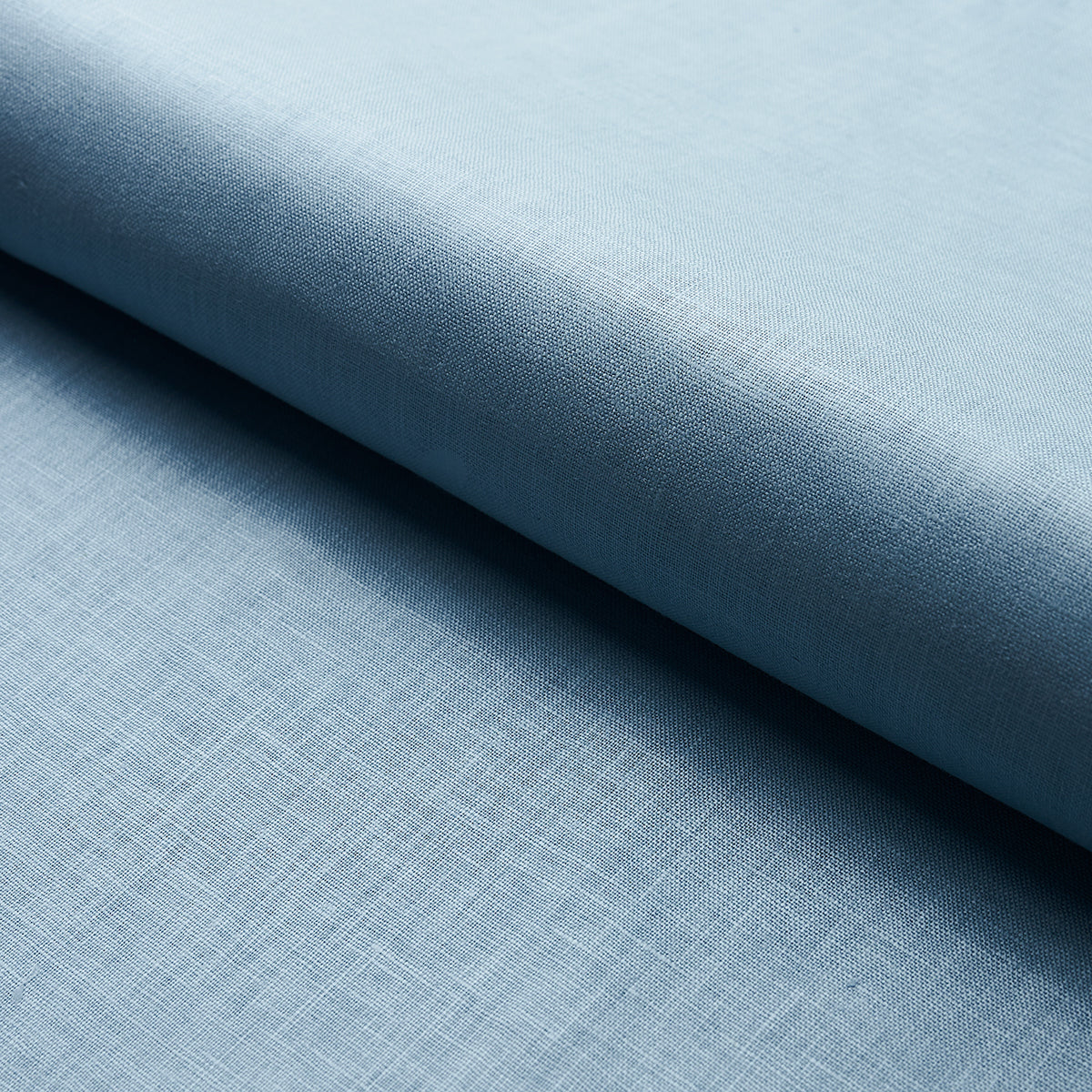 SCHUMACHER  PERFECT BASICS: LINEN LANGE GLAZED LINEN PLAINS PLAINS CHAMBRAY   - 82684
