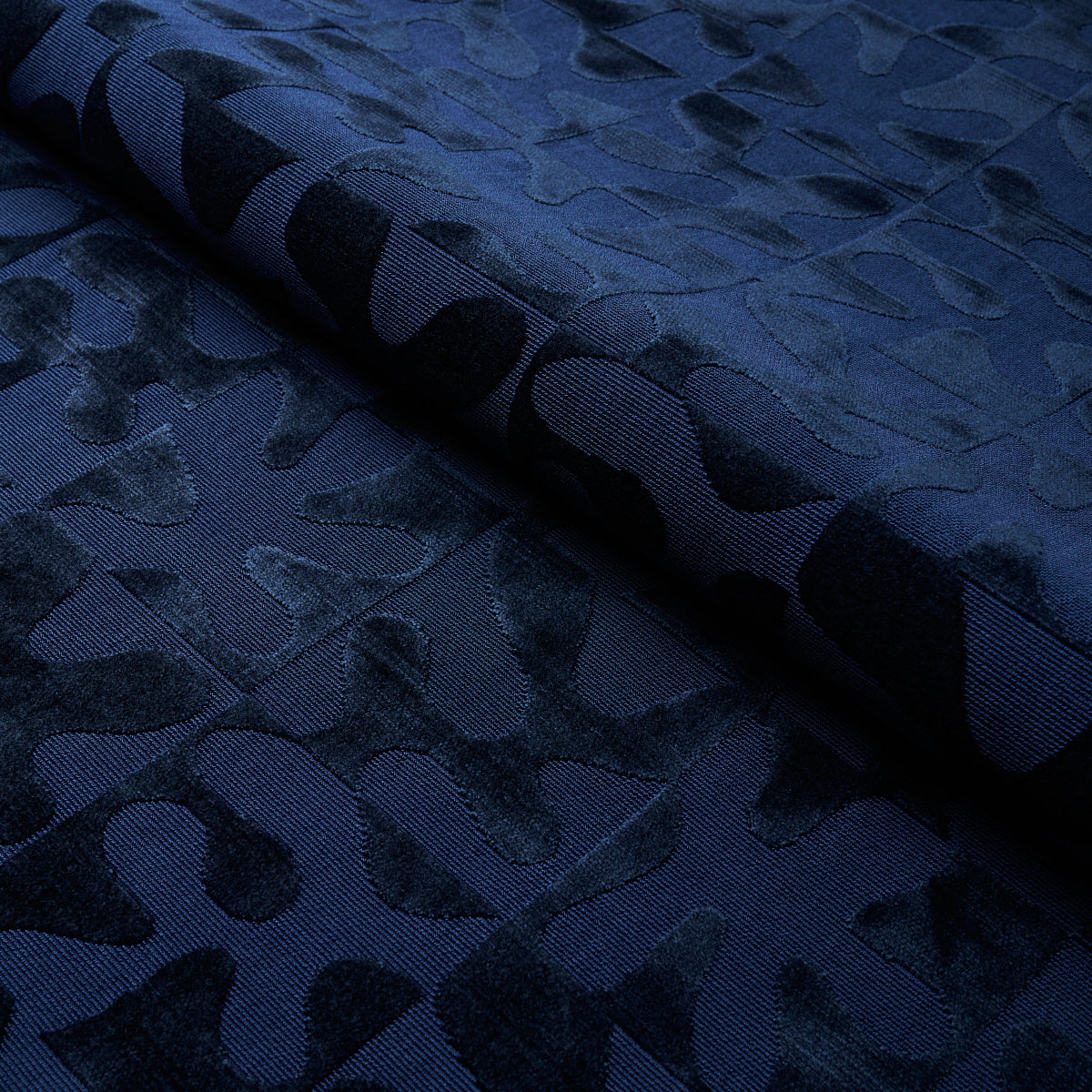 SCHUMACHER  CUT & PATTERNED VELVETS MODERN DANCE VELVET VELVETS,CUT VELVET VELVETS,CUT VELVET MIDNIGHT BLUE   - 82992