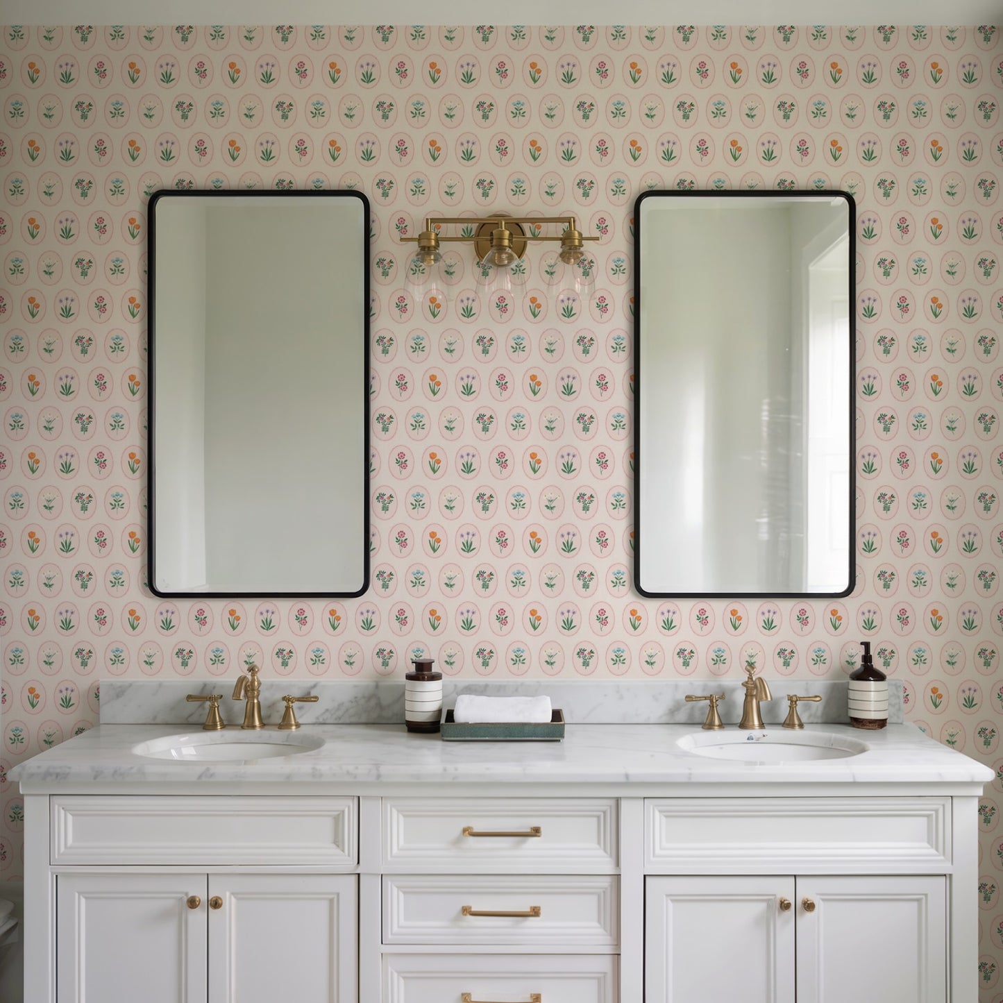 Veer Decor Heirloom Floral Medallions Blush Peel and Stick Wallpaper Floral Kids, Novelty Blush  Wallpaper - 8335-AI1