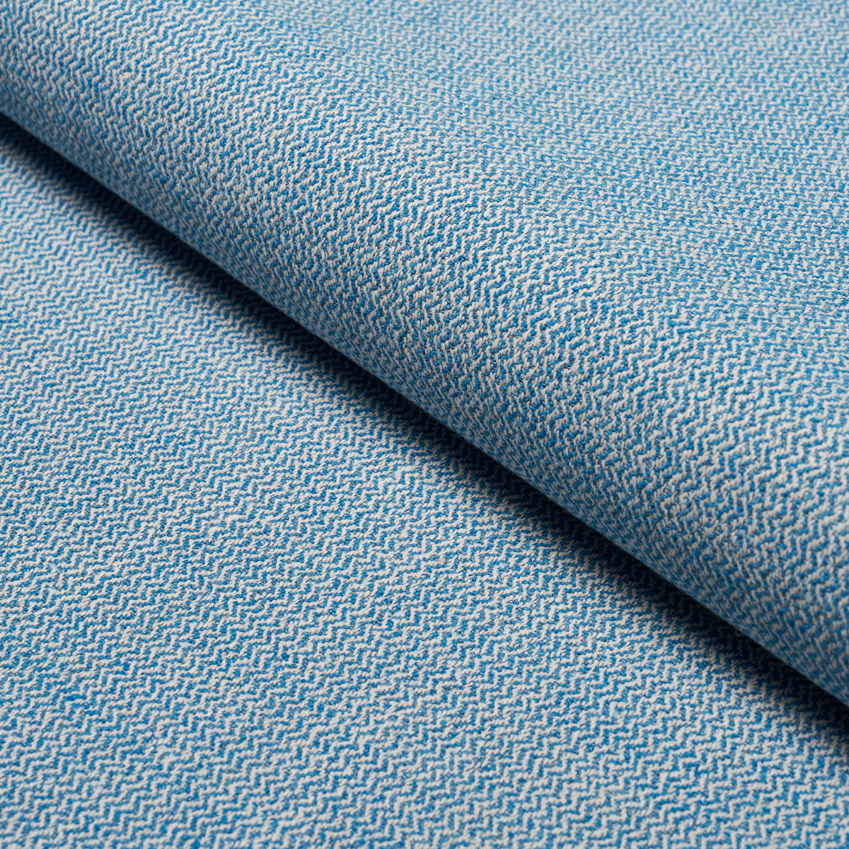 SCHUMACHER  PERFECT BASICS: INDOOR/OUTDOOR SIMON INDOOR/OUTDOOR WOVEN WOVEN BLUE   - 84184