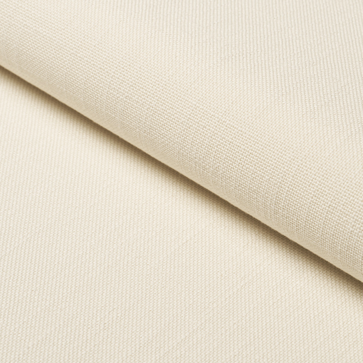 SCHUMACHER  PERFECT BASICS: INDOOR/OUTDOOR SASHA INDOOR/OUTDOOR WOVEN WOVEN IVORY   - 84238