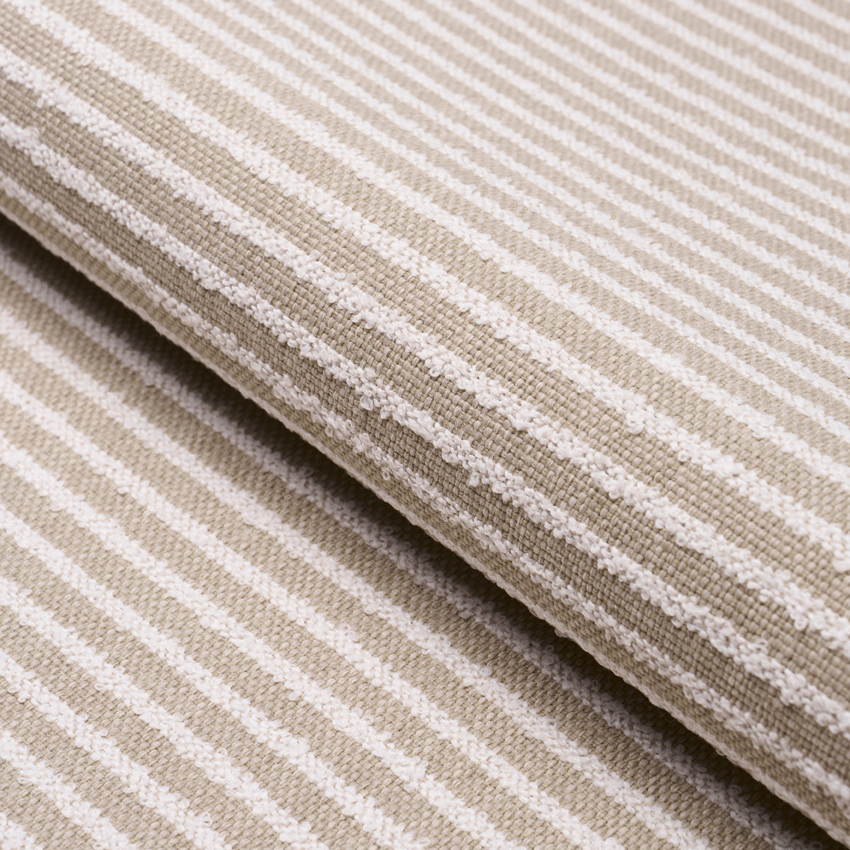 SCHUMACHER  LIVE IT UP! BOUCL?? STRIPE INDOOR/OUTDOOR WOVEN WOVEN FLAX   - 84261