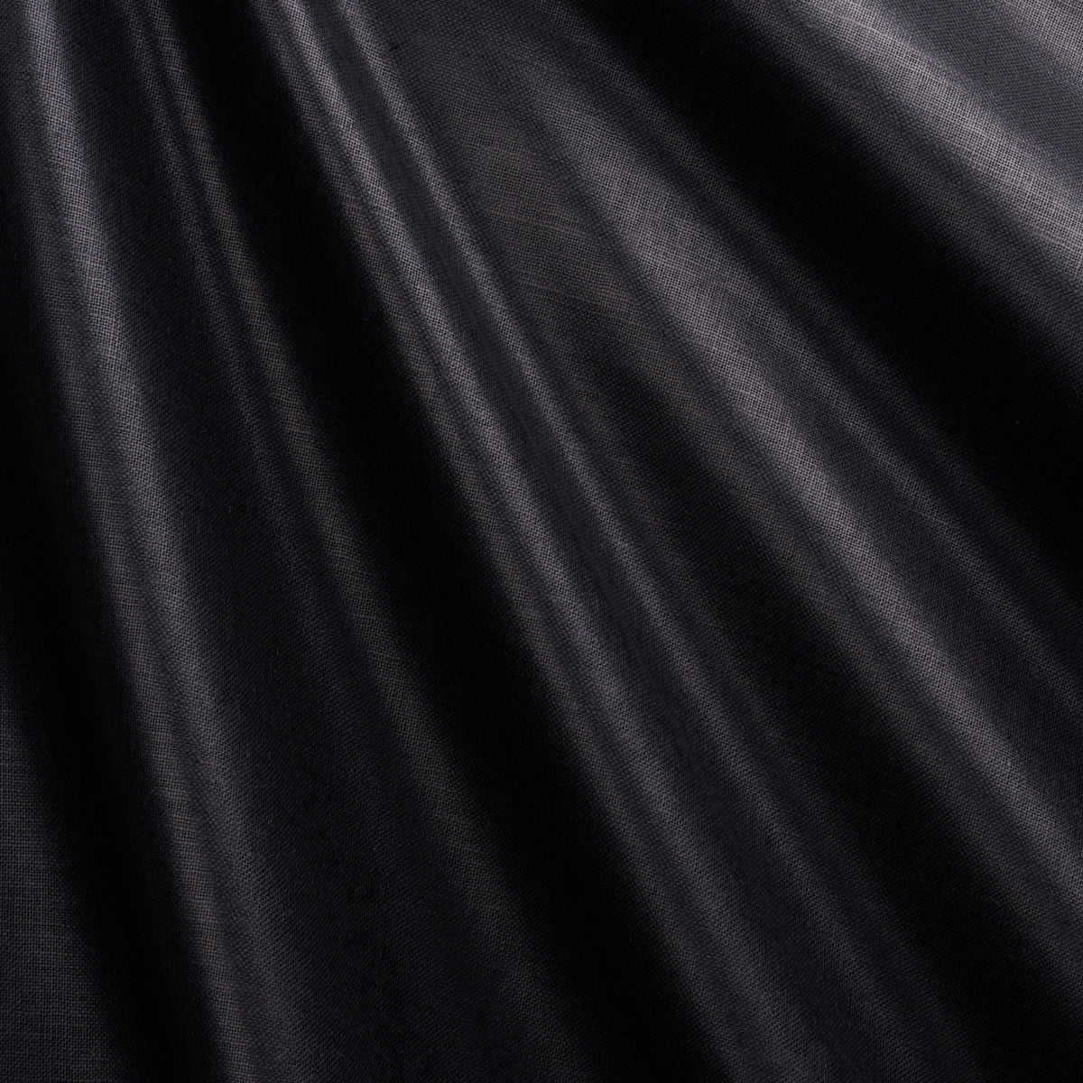 SCHUMACHER  PATTERSON FLYNN PATENT LINEN SOLID SOLID BLACK   - 85275