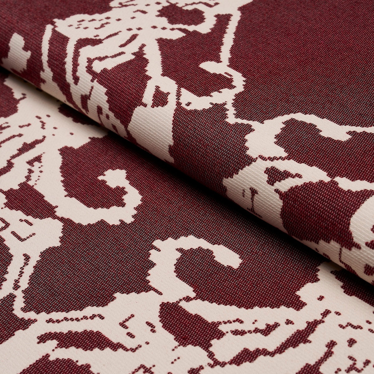 SCHUMACHER  ATELIER PARIS REVERSIBLE DIGITAL DAMASK   Merlot   - 87551