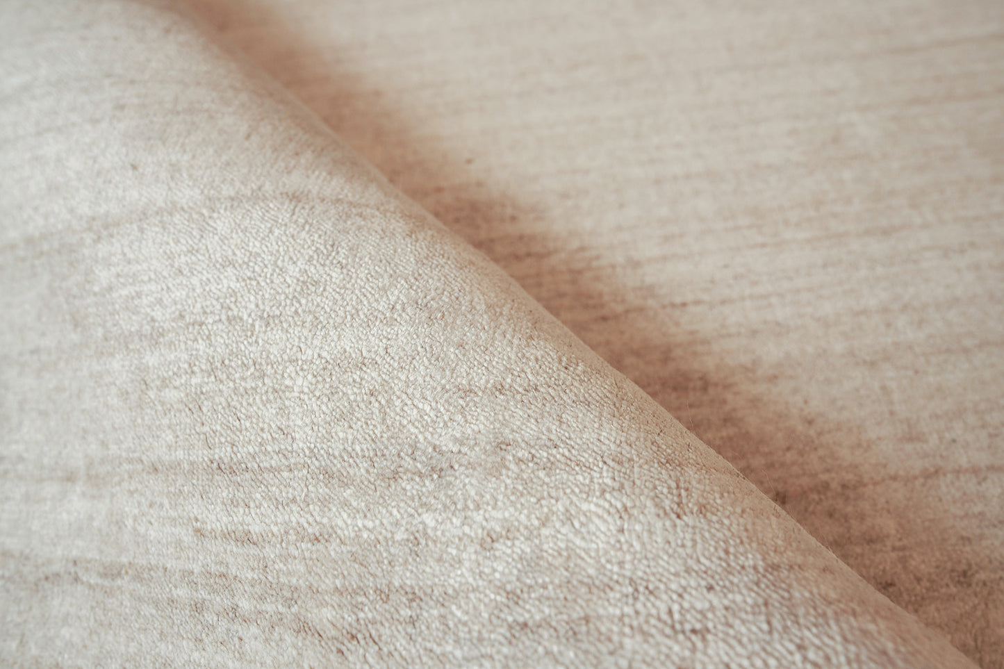 EXQUISITE RUGS   Sanctuary Indoor Hand Loomed    - 9905-6'X9'