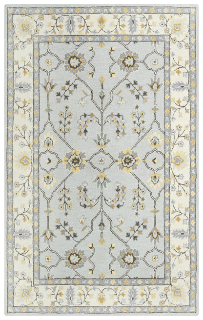 Traditional rug, 5' x 8'.