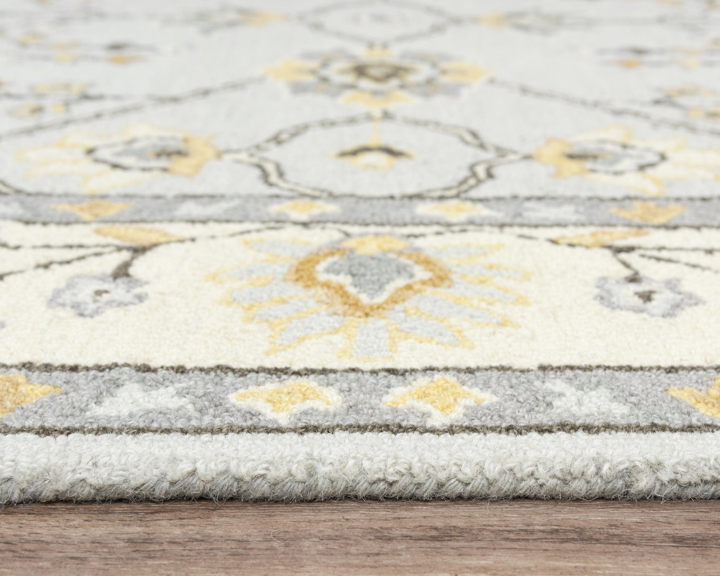 Conley traditional rug, 8' x 10'.
